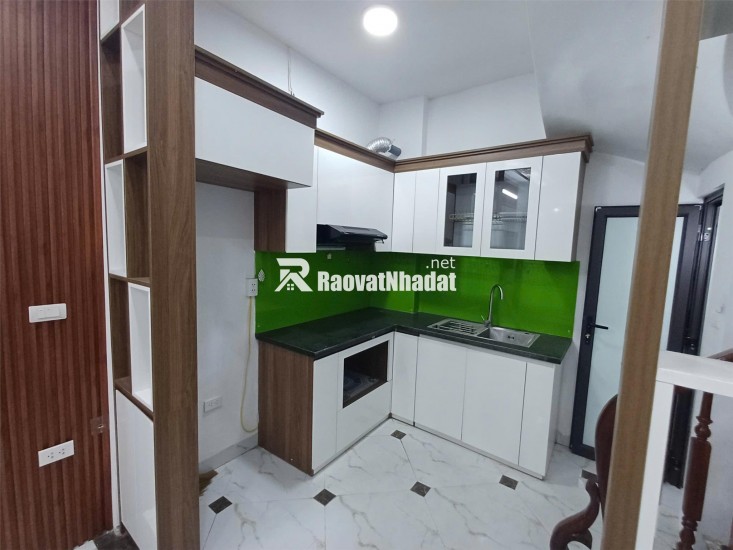 BÁN NHÀ PHÚC LỢI 5 TẦNG 3 NGỦ MẶT TIỀN 5M Ô TÔ GẦN 5,9 TỶ